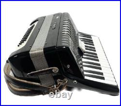 Yamaha Accordion YA-48 Black, 34 keys, with hard case
