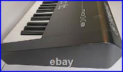 Yamaha MOX8 88 weighted keys synthesiser keyboard piano 2 pedals / soft case