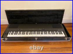 Yamaha clavinova pf p-100 stage piano with stool, pedal and flight case
